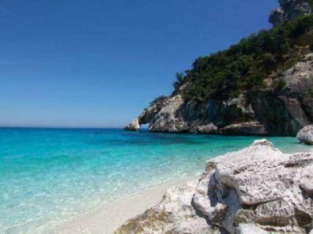 Casa In Riva Al Mare Lägenhet Cala Gonone Exteriör bild