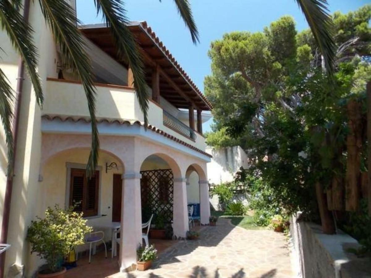 Casa In Riva Al Mare Lägenhet Cala Gonone Exteriör bild